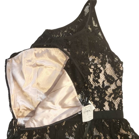 Milly of NY Black Lace Peplum Dress Fully Lined Women's Sz 4 New w/Neiman's Tag - Picture 11 of 11